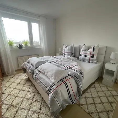 Beims Apartment-vollausstattung-kueche, Kostenlos-wfi, Smart-tv * Magdeburg